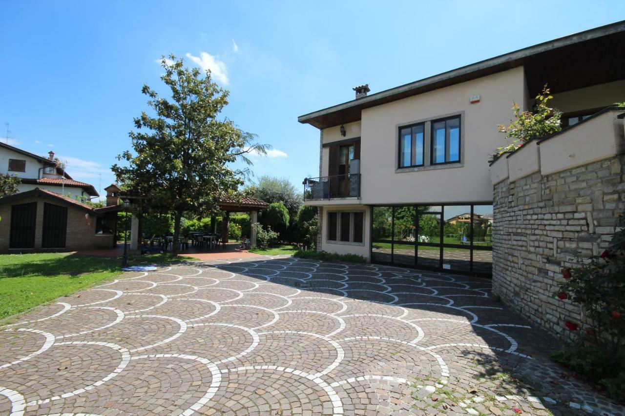 B&B Family First Capriate San Gervasio Buitenkant foto