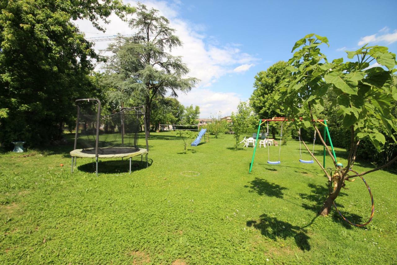 B&B Family First Capriate San Gervasio Buitenkant foto