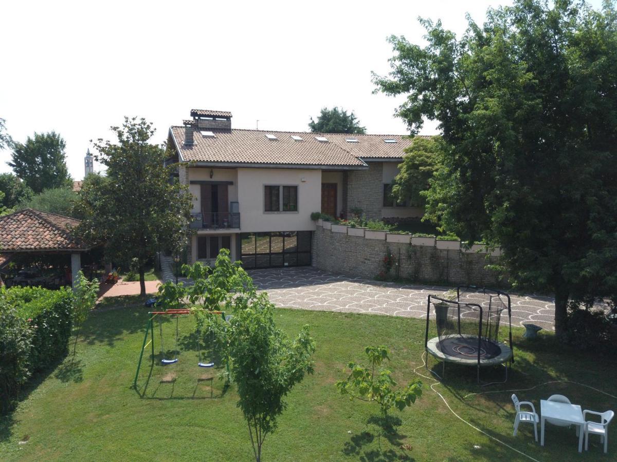 B&B Family First Capriate San Gervasio Buitenkant foto